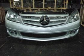 Mercedes-Benz C 220 на части, снимка 7