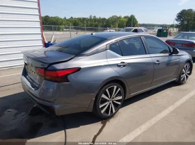 Nissan Altima 2.5l Sr Fwd, снимка 4
