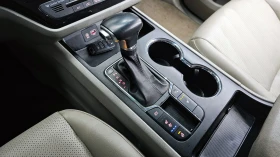 Kia Carnival LUXURY 2.2* ПОДГРЕВ ВОЛАН/СЕДАЛКИ* hellascars.bg, снимка 14
