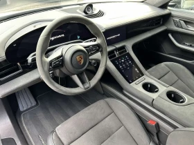 Porsche Taycan GTS/RearAxlesteering/BOSE/SurroundView | Mobile.bg    8