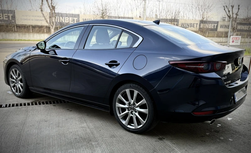 Mazda 3 PREMIUM, снимка 4 - Автомобили и джипове - 43243622