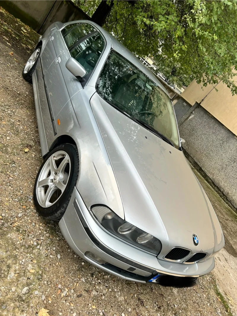 BMW 520, снимка 11 - Автомобили и джипове - 47625750