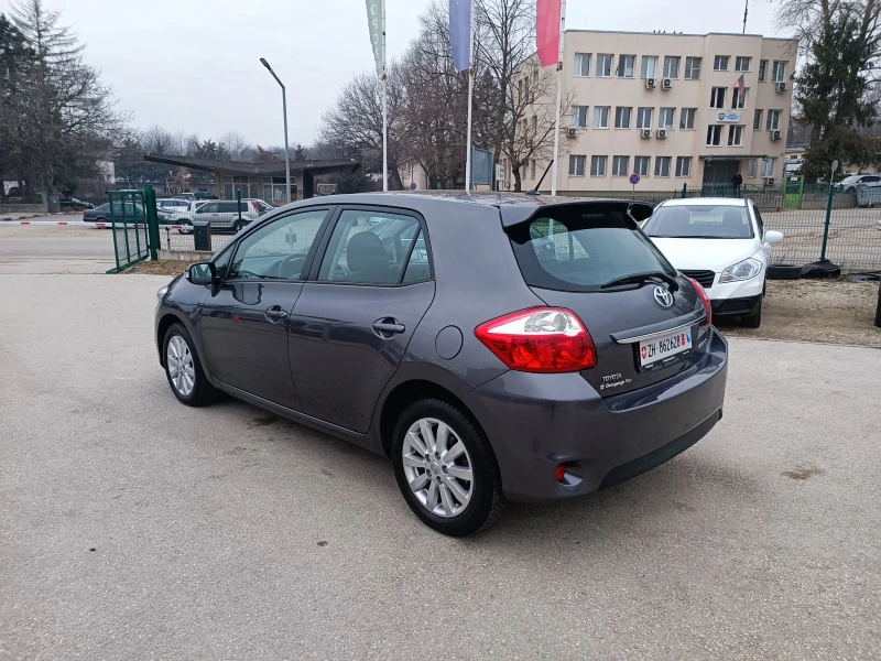 Toyota Auris 1.6i-132кс-ШВЕЙЦАРИЯ-РЪЧКА-6ск-FACELIFT-Keyless, снимка 6 - Автомобили и джипове - 48781959