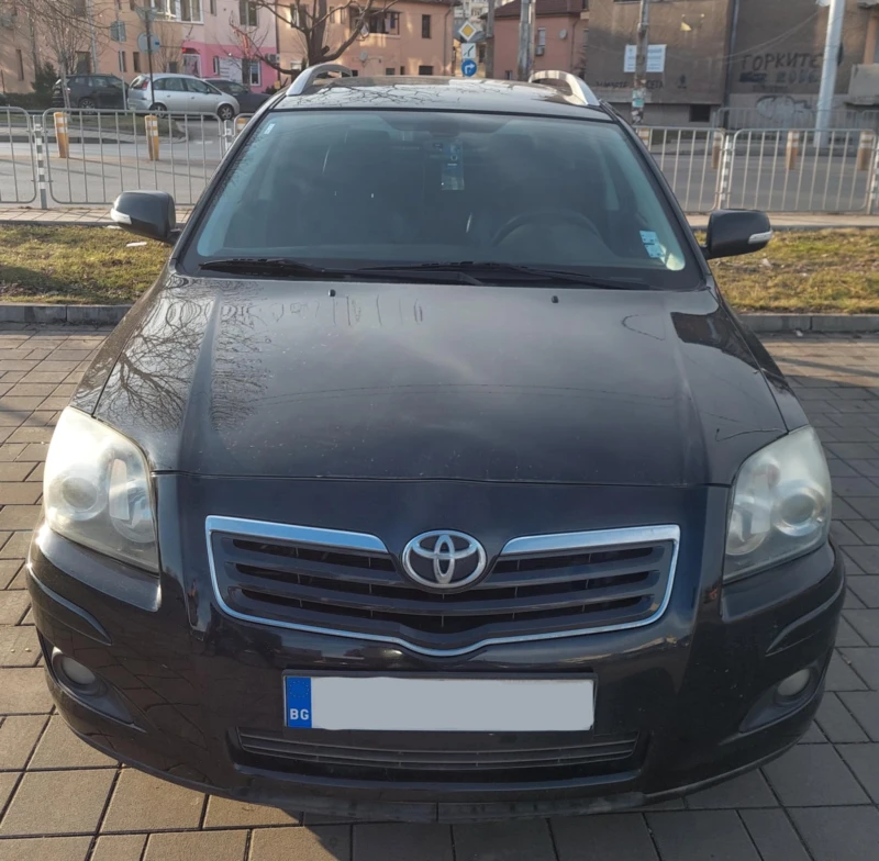 Toyota Avensis, снимка 2 - Автомобили и джипове - 48979572