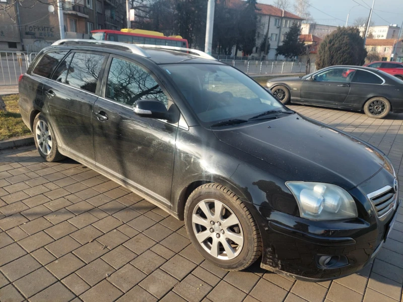 Toyota Avensis, снимка 14 - Автомобили и джипове - 48979572