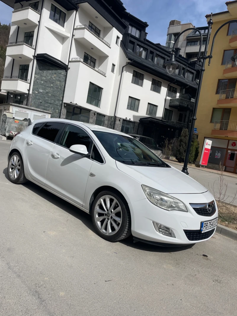 Opel Astra  1.7 CDTI = 6 скорости , снимка 1 - Автомобили и джипове - 49563293