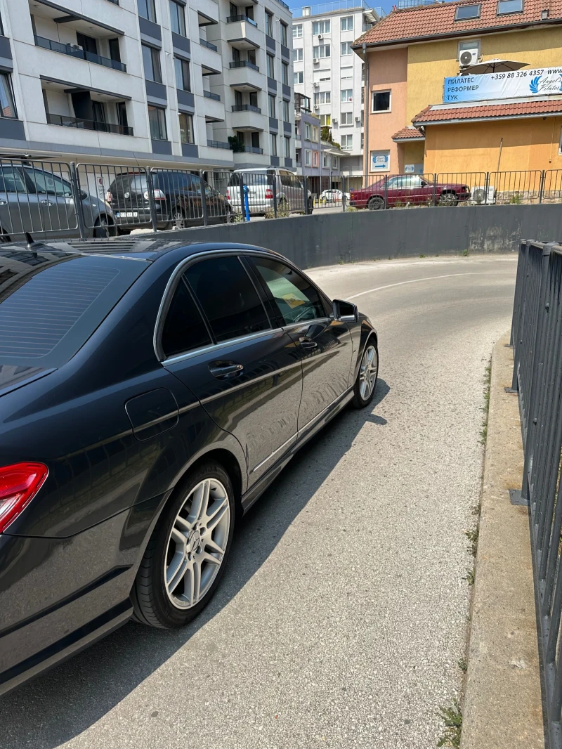 Mercedes-Benz C 200, снимка 4 - Автомобили и джипове - 52103185