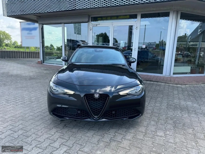 Alfa Romeo Giulia 2.2-JTDM/190HP/VELOCE/CAM/NAVI/LED/KLESS/702v, снимка 2 - Автомобили и джипове - 51532669