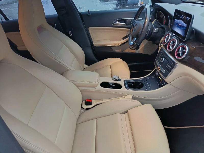Mercedes-Benz CLA, снимка 10 - Автомобили и джипове - 52471622