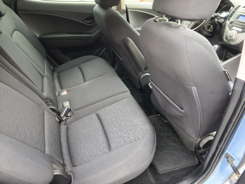 Hyundai Ix20 1.6 125кс, снимка 12 - Автомобили и джипове - 52210998