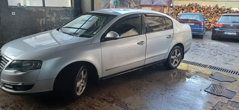 VW Passat, снимка 2 - Автомобили и джипове - 52671429