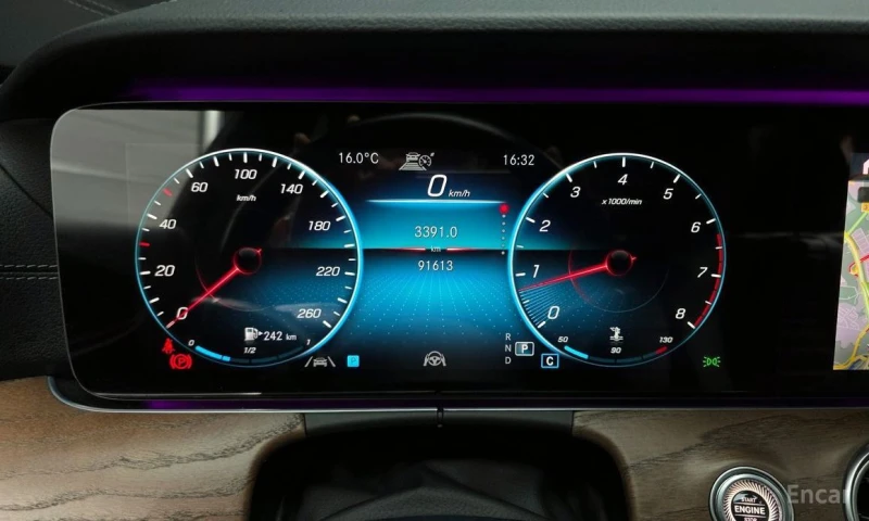 Mercedes-Benz E 250, снимка 8 - Автомобили и джипове - 52857433