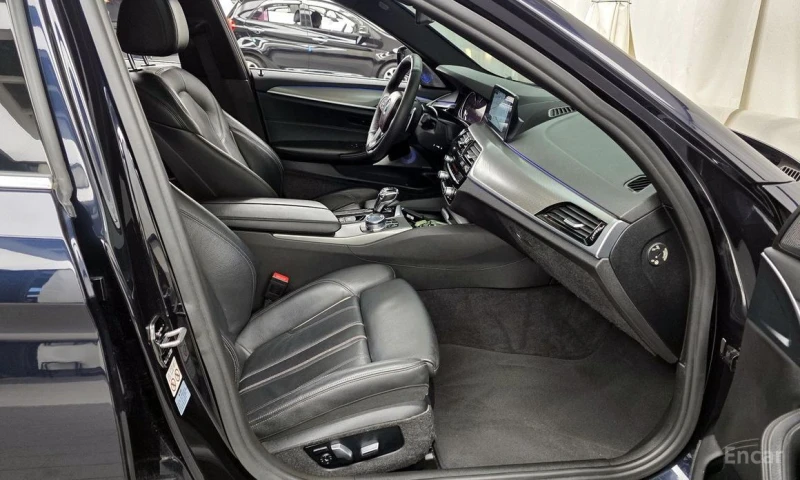 BMW 530, снимка 11 - Автомобили и джипове - 52944577