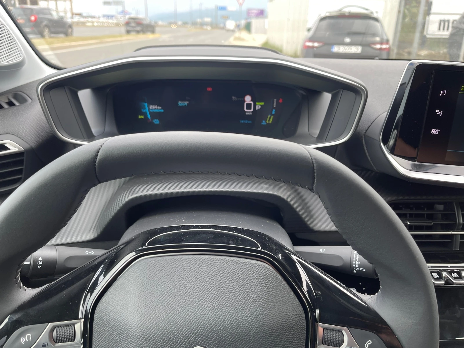 Peugeot 208  e-208 60KWh/new face | Mobile.bg   14