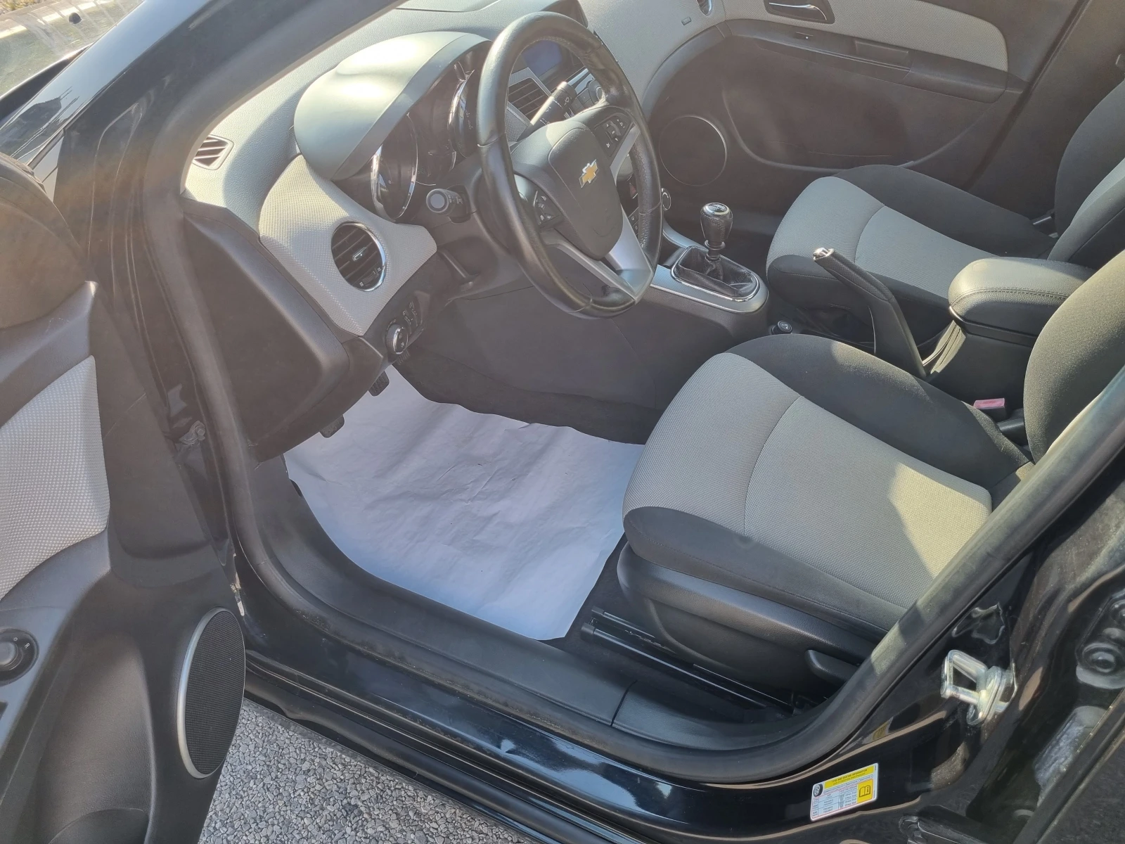 Chevrolet Cruze 2.0-TDI .LT | Mobile.bg — изображение 11