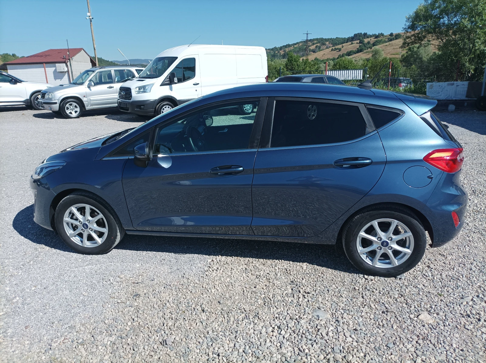 Ford Fiesta 1.0 HYBRID  - изображение 8