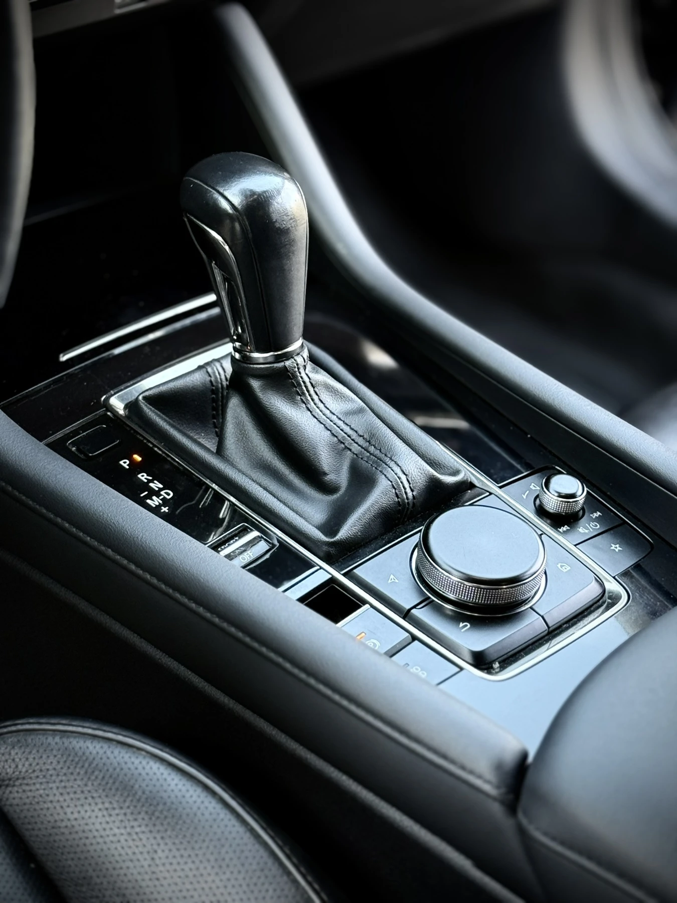 Mazda 3 PREMIUM | Mobile.bg � ����������� 10