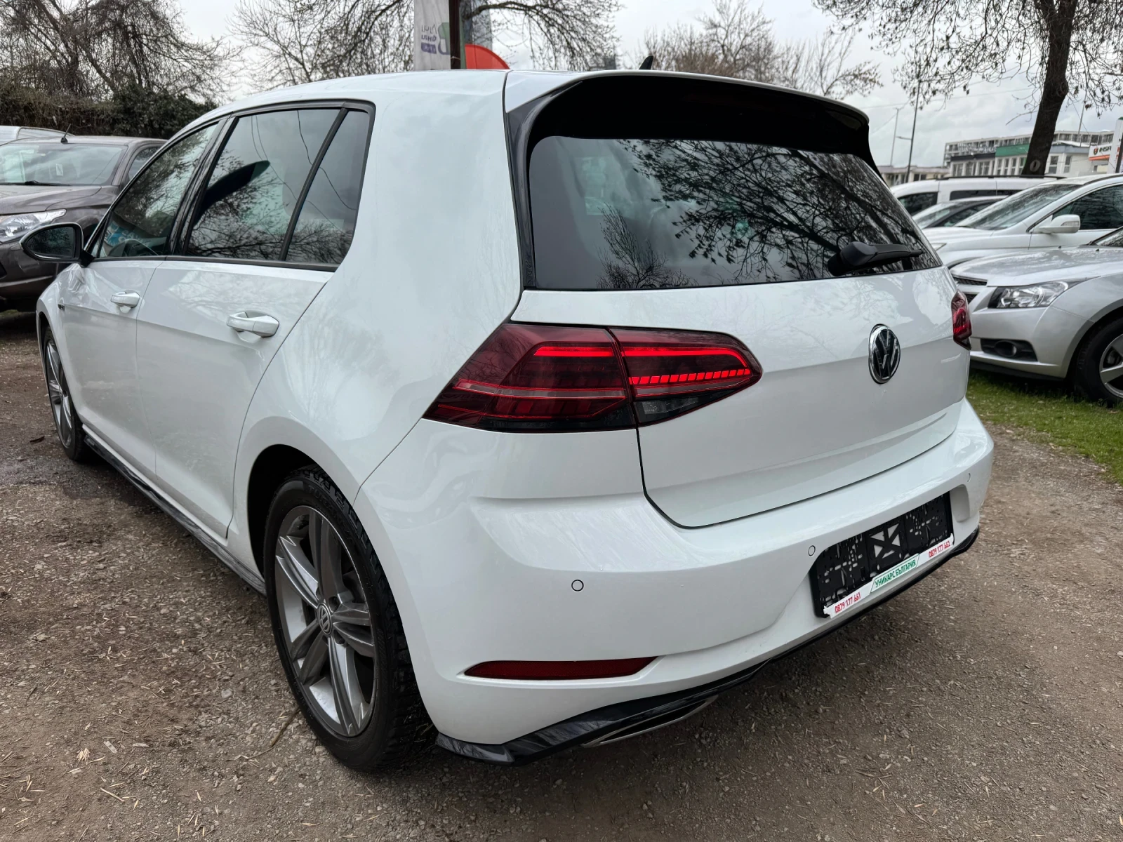 VW Golf R_Line!! Топ състояние!! - изображение 6