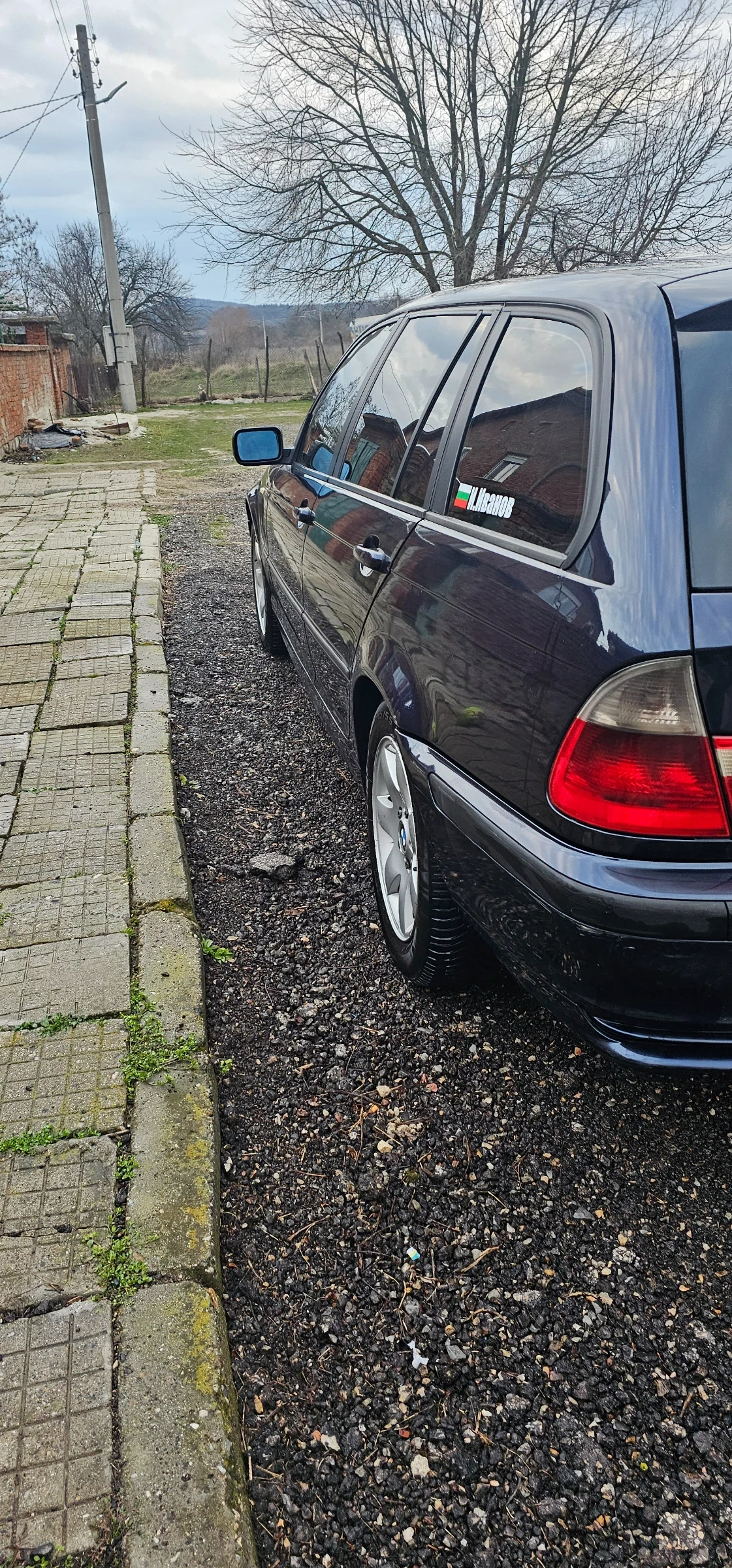BMW 320  - изображение 7