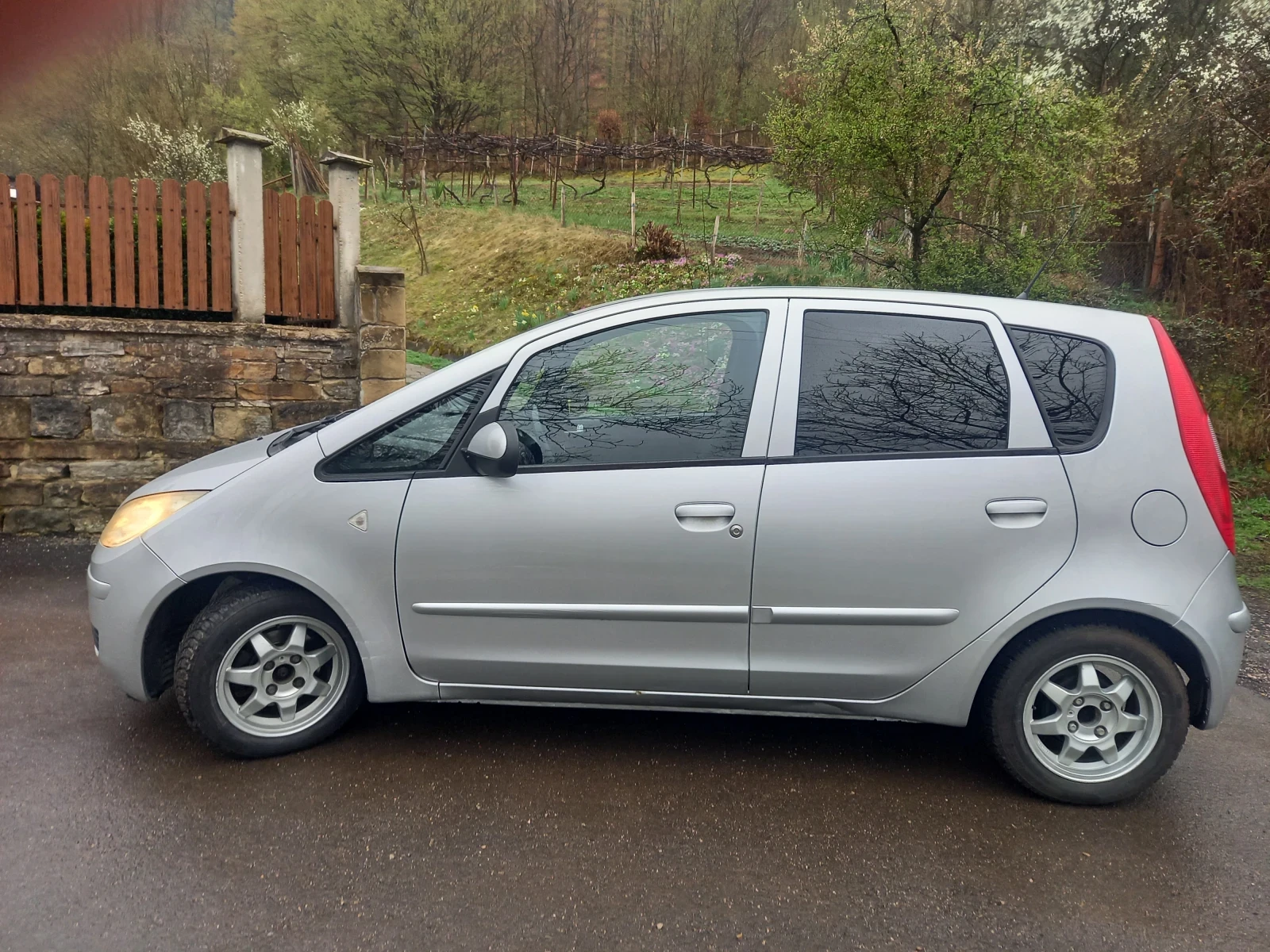 Mitsubishi Colt  - изображение 3