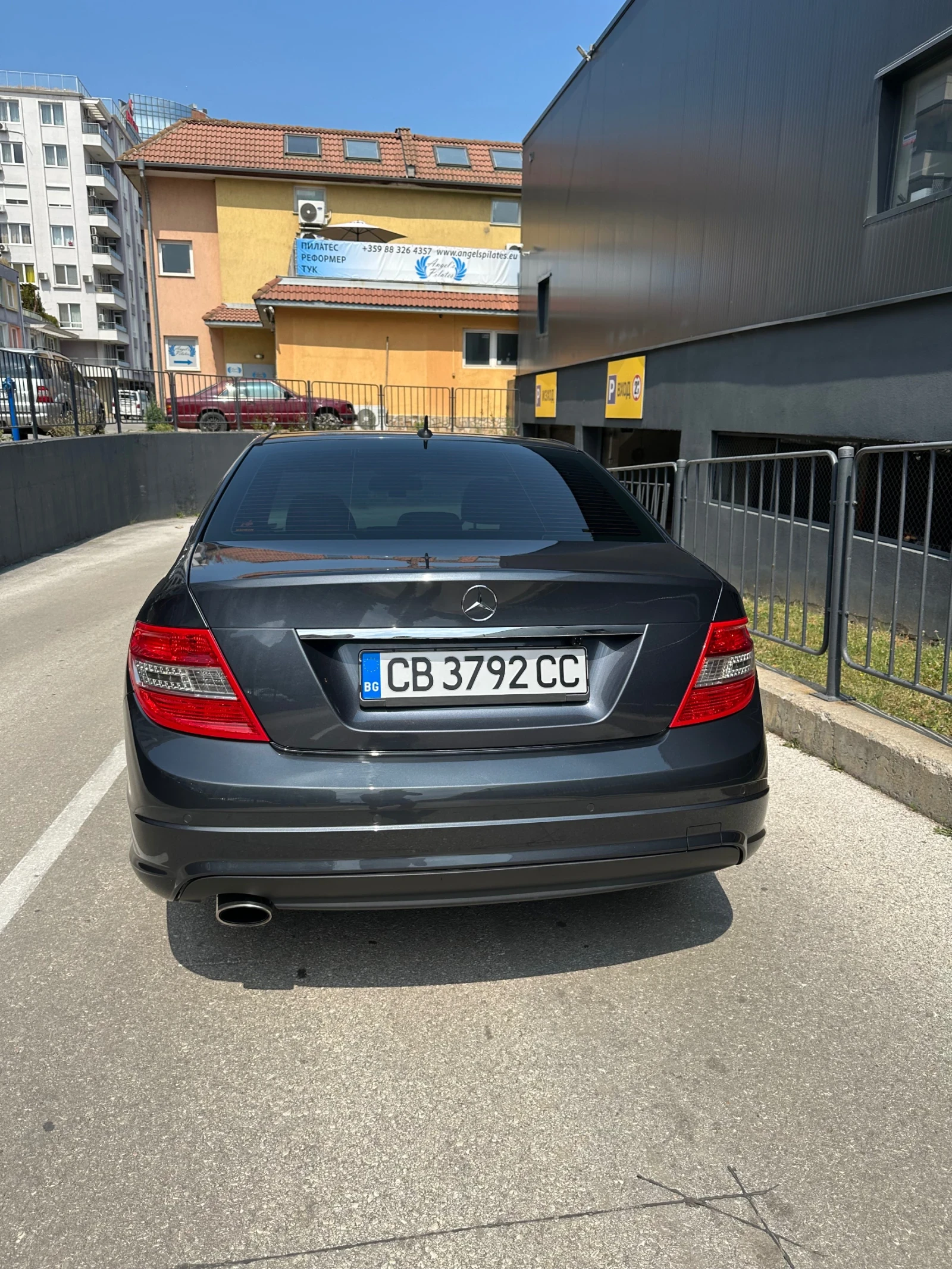 Mercedes-Benz C 200  - изображение 3