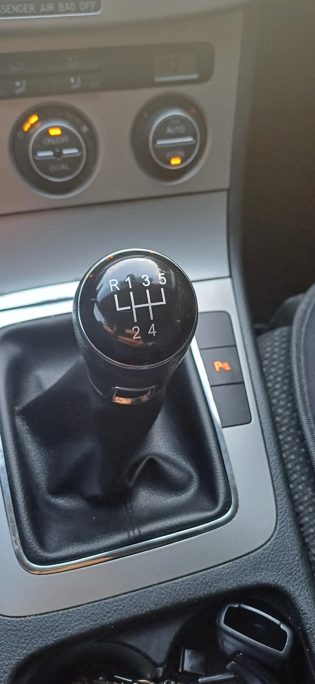 VW Passat | Mobile.bg   13