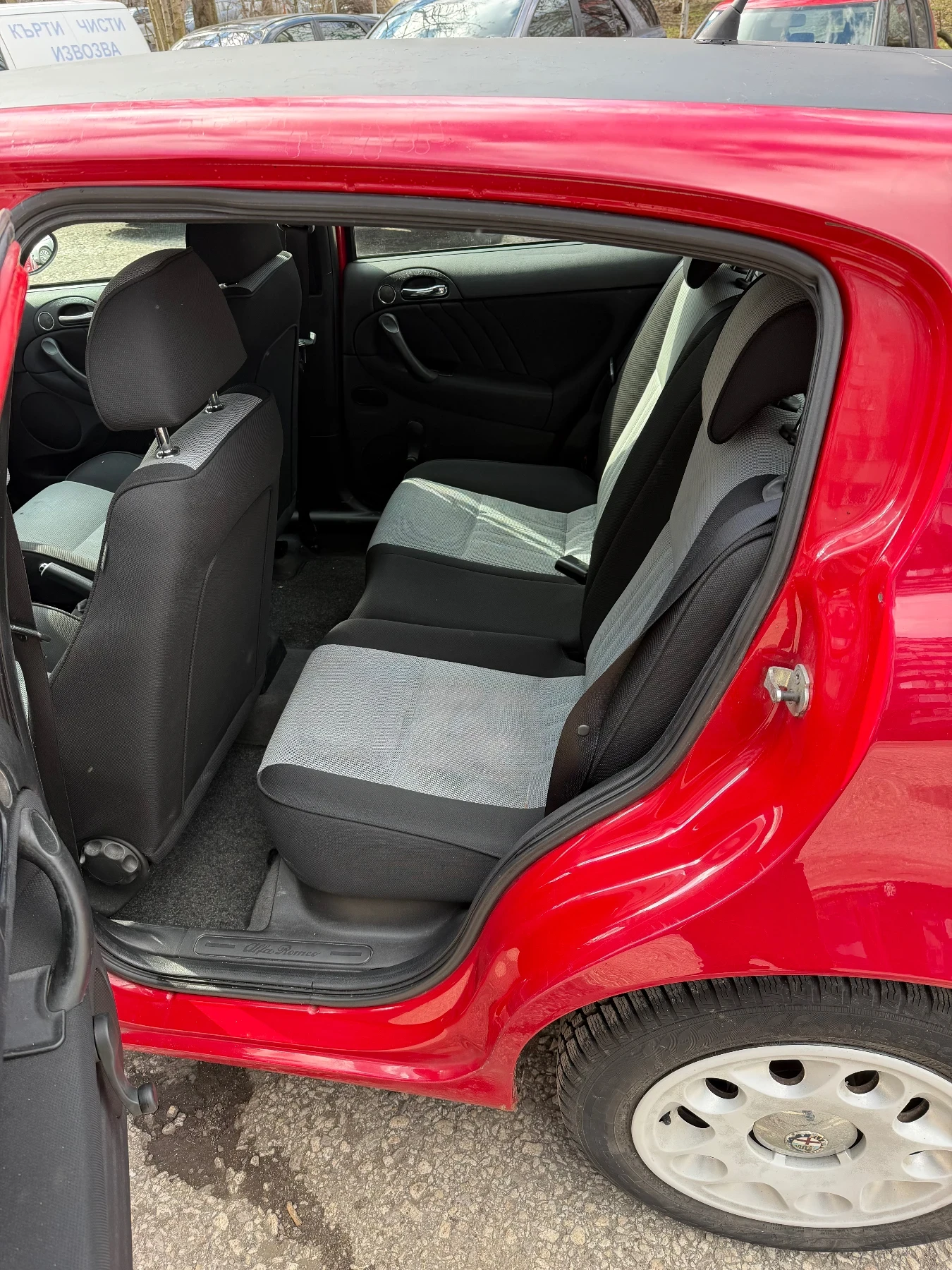 Alfa Romeo 147, снимка 6 - Автомобили и джипове - 54496431