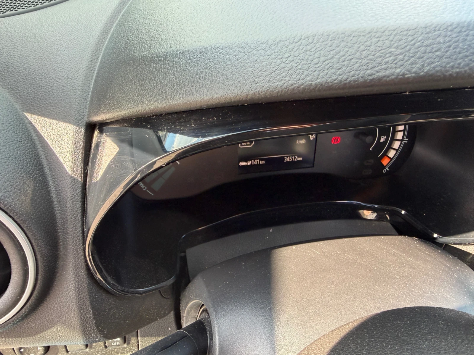 Dacia Spring, снимка 10 - Автомобили и джипове - 54691611