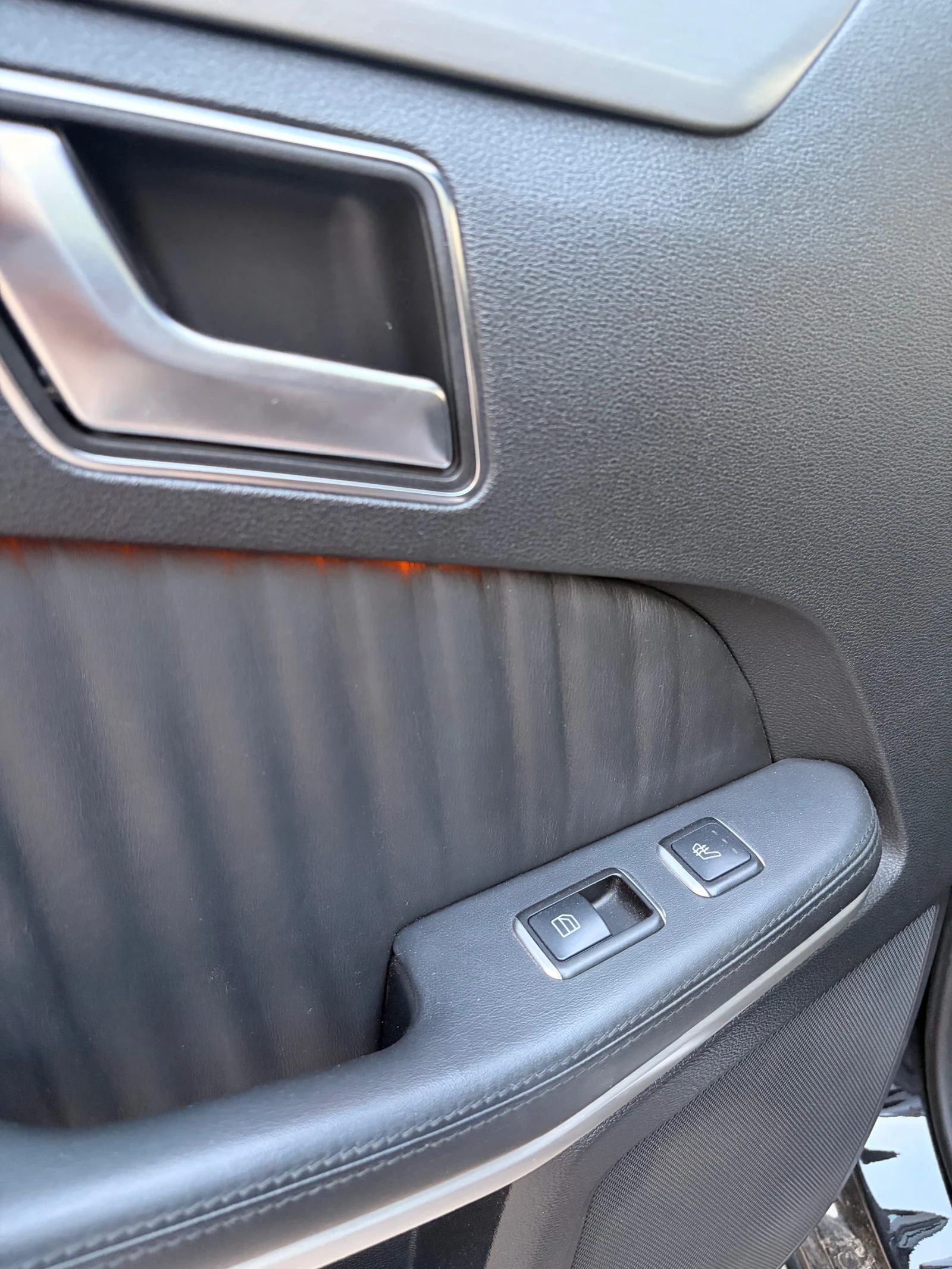 Mercedes-Benz E 350, снимка 9 - Автомобили и джипове - 55646174