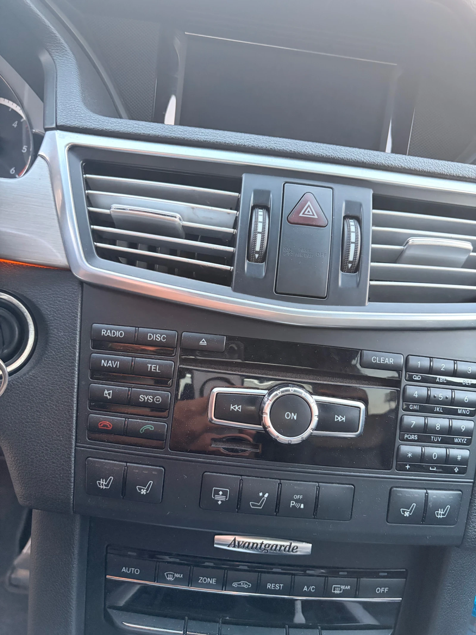 Mercedes-Benz E 350, снимка 8 - Автомобили и джипове - 55646174