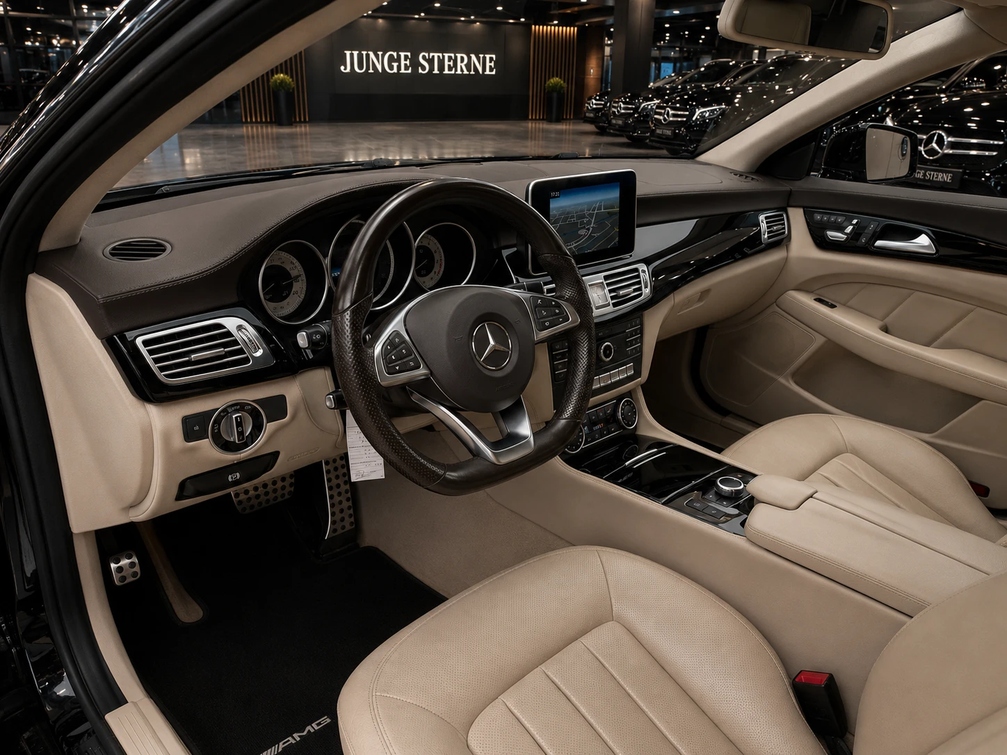 Mercedes-Benz CLS 400 BI-TURBO* AMG PERFORMANCE* ОЧАКВАН ВНОС, снимка 9 - Автомобили и джипове - 55754066
