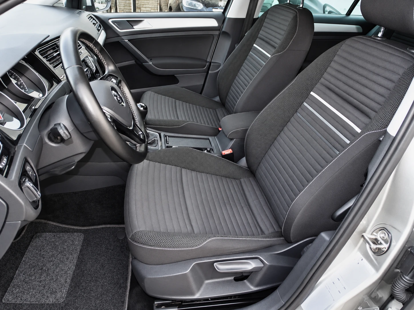 VW Golf 2.0TDI 150 Коня_* CUP_* , снимка 10 - Автомобили и джипове - 56052518