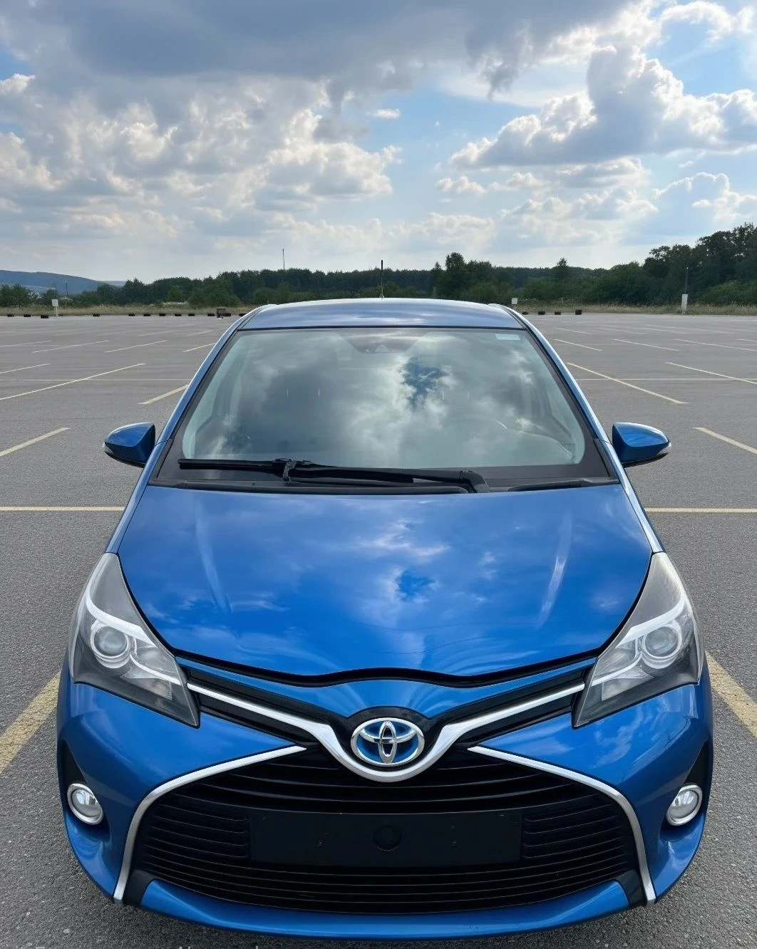 Toyota Yaris 1.5 Hybrid Automatic 