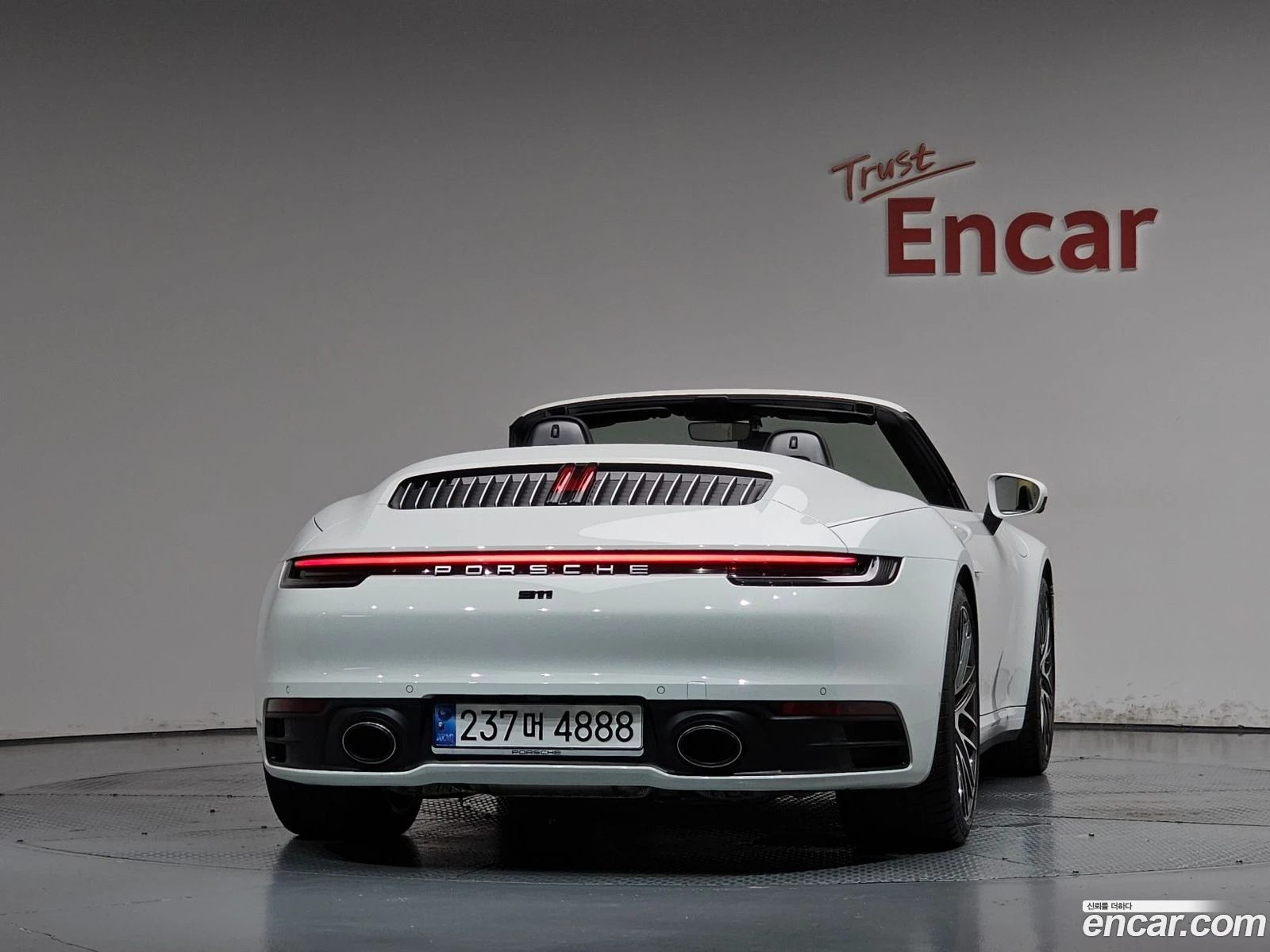 Porsche 911 Carrera 4 Cabriolet, снимка 3 - Автомобили и джипове - 56484673
