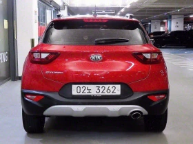 Kia Stonic Diesel 1.6 Trendy * НАЙ-ДОБРА ЦЕНА В БЪЛГАРИЯ* , снимка 5