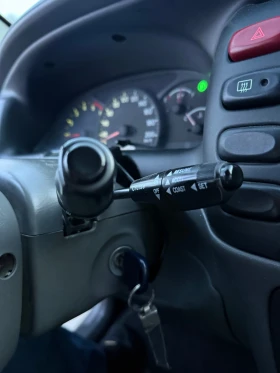 Suzuki Grand vitara Автоматик/Климатик/Повдигнат/Кални Гуми/Печка/Темп, снимка 15