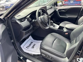 Toyota Rav4 XLE * ПАНОРАМА * 2 КЛЮЧА * CARFAX, снимка 6