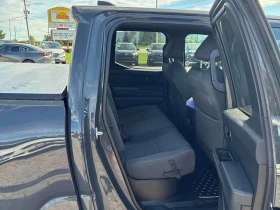 Toyota Tacoma * 4x4 Double Cab Auto * CARFAX * ОПЦИЯ ЗА ФИНАНСИР | Auto.bg — изображение 11
