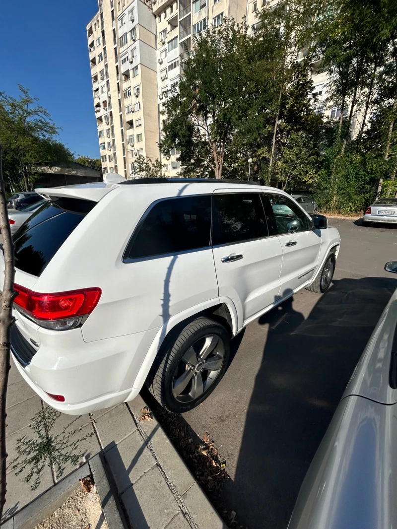 Jeep Grand cherokee OVERLAND, снимка 3 - Автомобили и джипове - 47431120