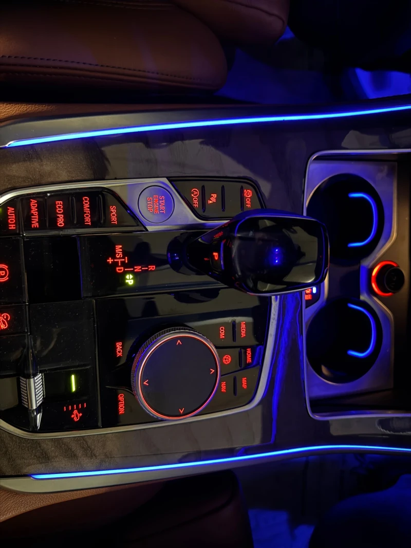 BMW X5 xDrive 40i/ M-Sport Individual/ Laser/Ниво, снимка 16 - Автомобили и джипове - 51215452