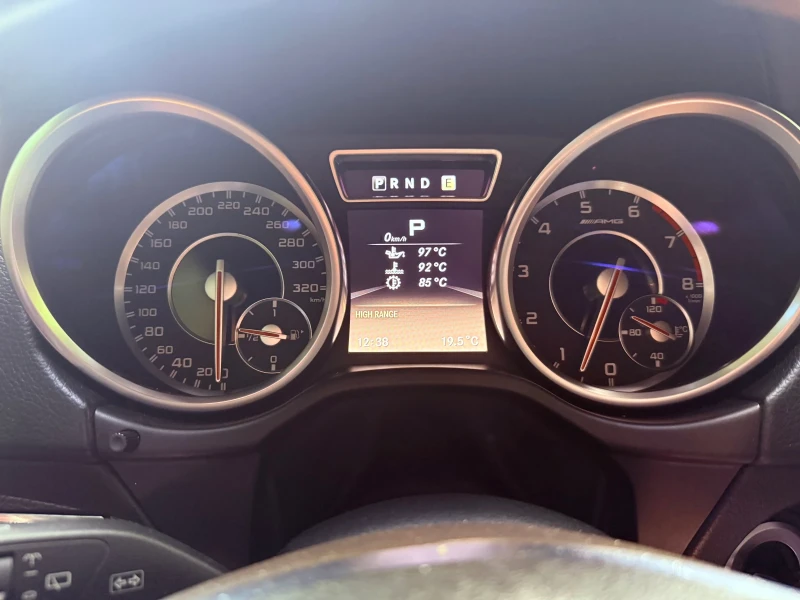 Mercedes-Benz G 500 63 AMG Line  Designo, снимка 14 - Автомобили и джипове - 52598893