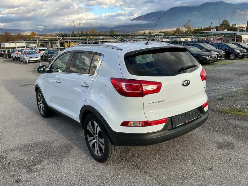 Kia Sportage 1.7 CRDI, снимка 15 - Автомобили и джипове - 52202184