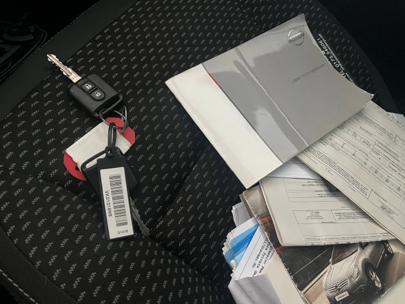 Nissan Qashqai 2.0 БЕНЗИН ПАНОРАМА 127 000 КМ !, снимка 12 - Автомобили и джипове - 53161299