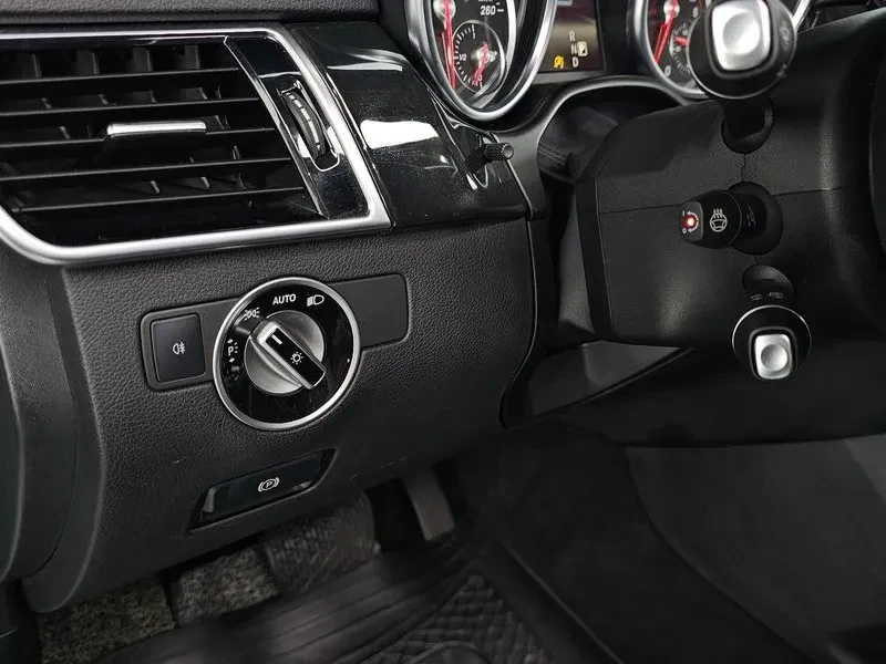 Mercedes-Benz GLE 350 D 4Matic - САМО 30% АВАНС, снимка 16 - Автомобили и джипове - 55483970