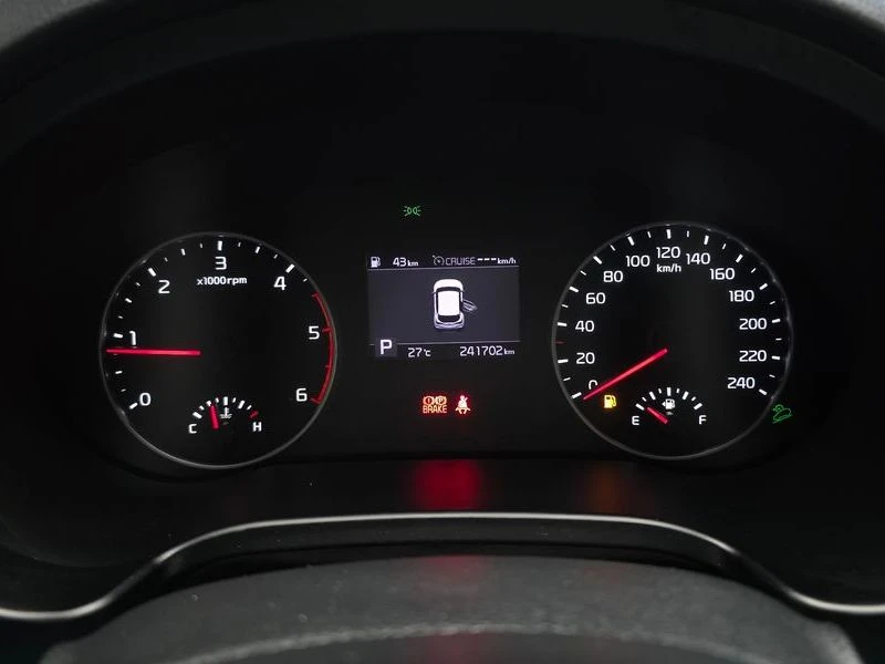 Kia Seltos 1.6 Automatic, снимка 8 - Автомобили и джипове - 55891698