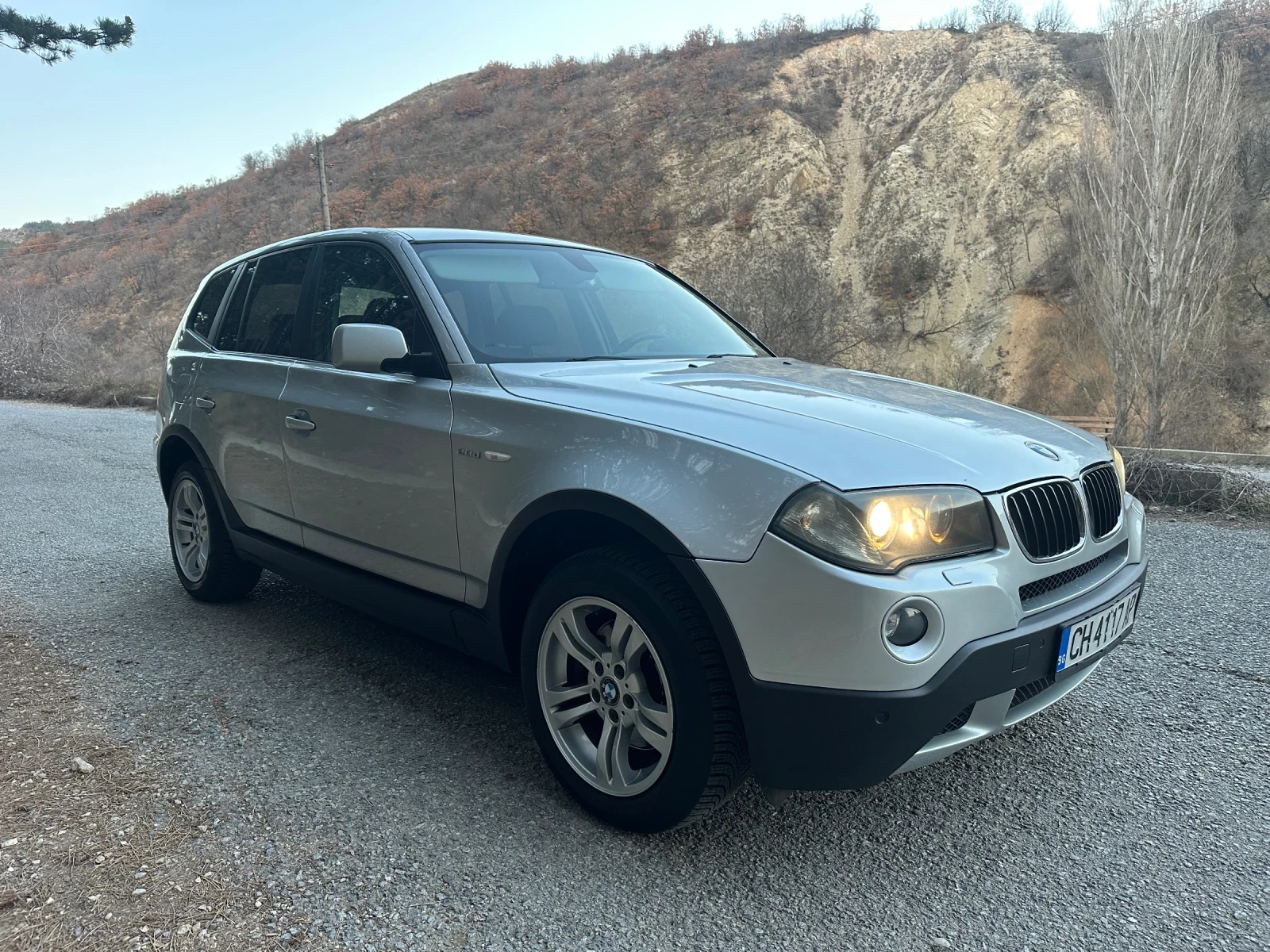 BMW X3 2.0d xDrive - изображение 8