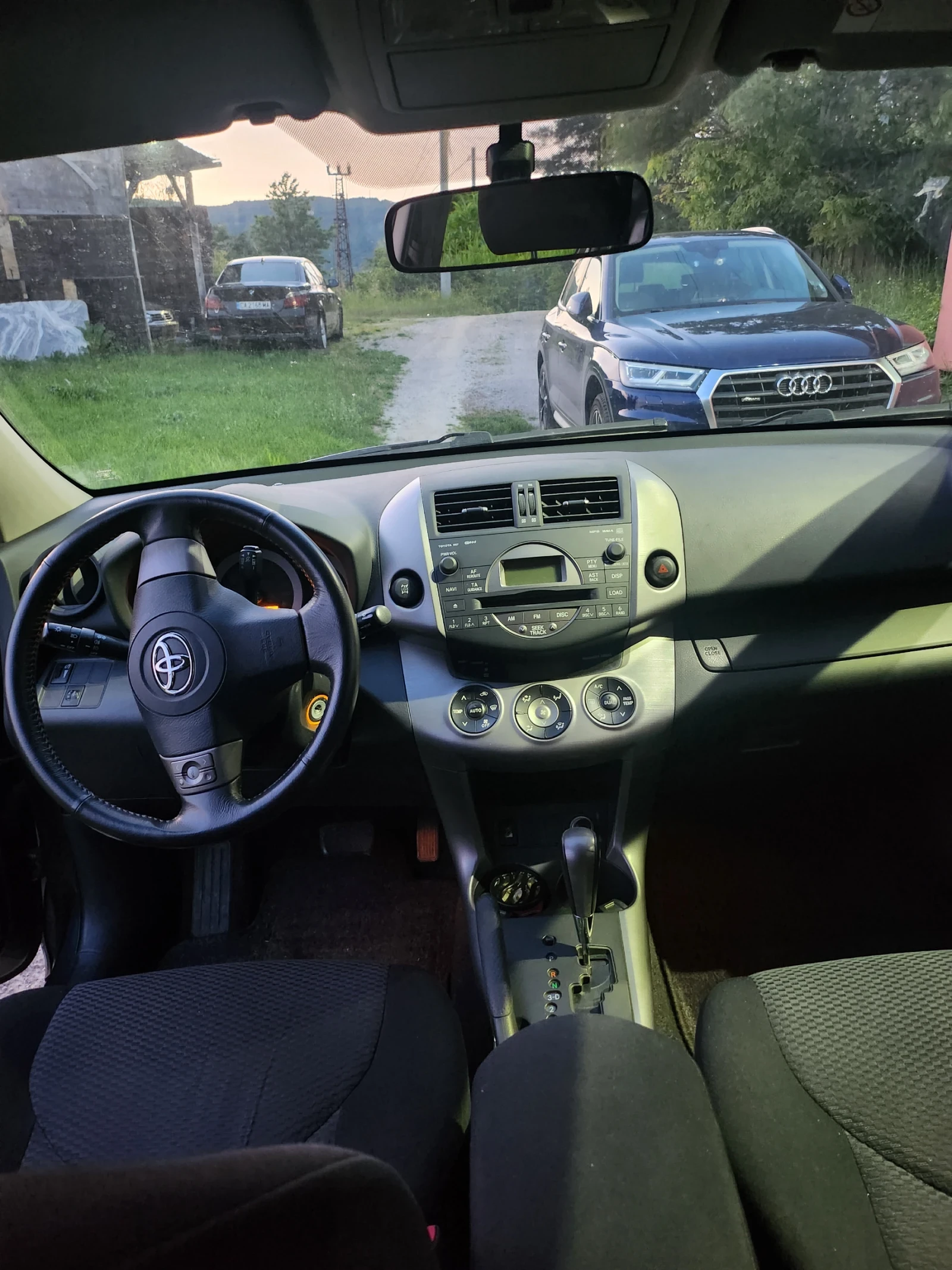 Toyota Rav4  - изображение 9