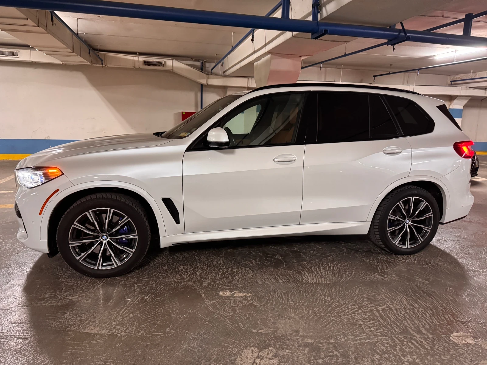 BMW X5 xDrive 40i/ M-Sport Individual/ Laser/Ниво - изображение 4