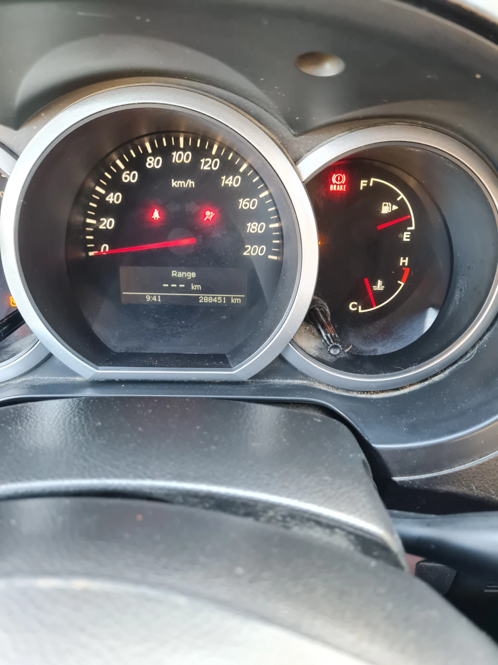 Suzuki Grand vitara 1.9 DDIS 129к.с.2011г  - изображение 8