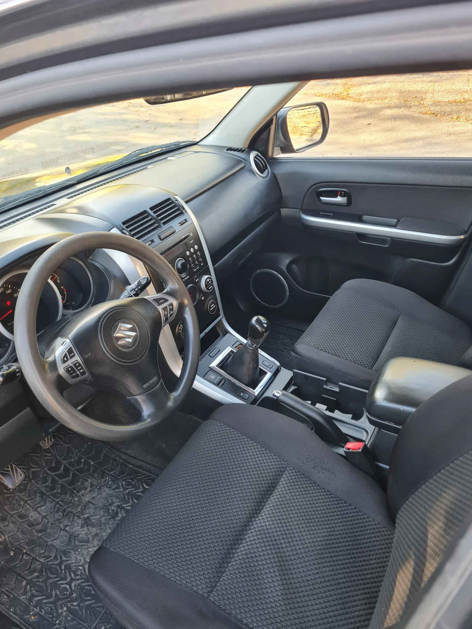 Suzuki Grand vitara 1.9 DDIS 129к.с.2011г  - изображение 7